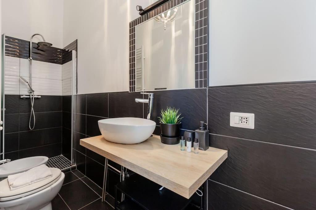 Navigli Loft Self Check-in, Wi-fi & A/c Apartment