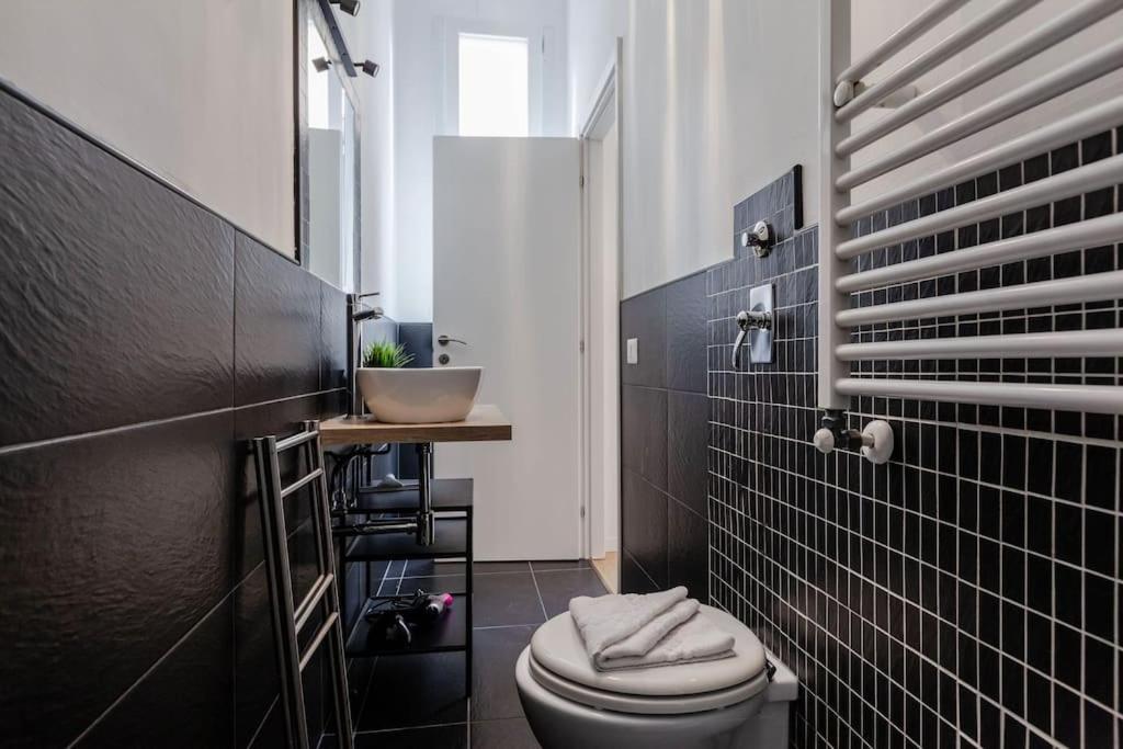 Navigli Loft Self Check-in, Wi-fi & A/c Apartment